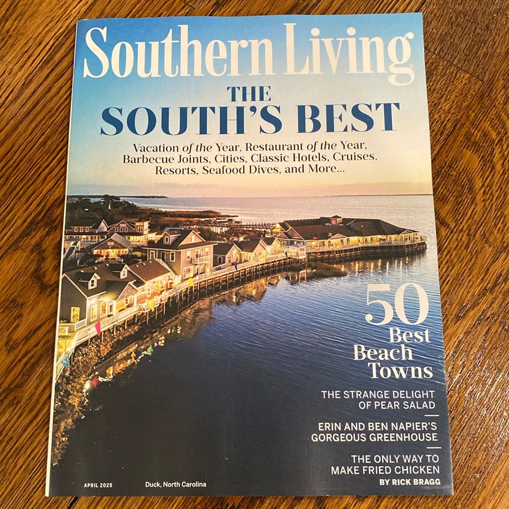 Southern Living Magazine - April 2025 - The South’s Best - NEVER READ! magazines